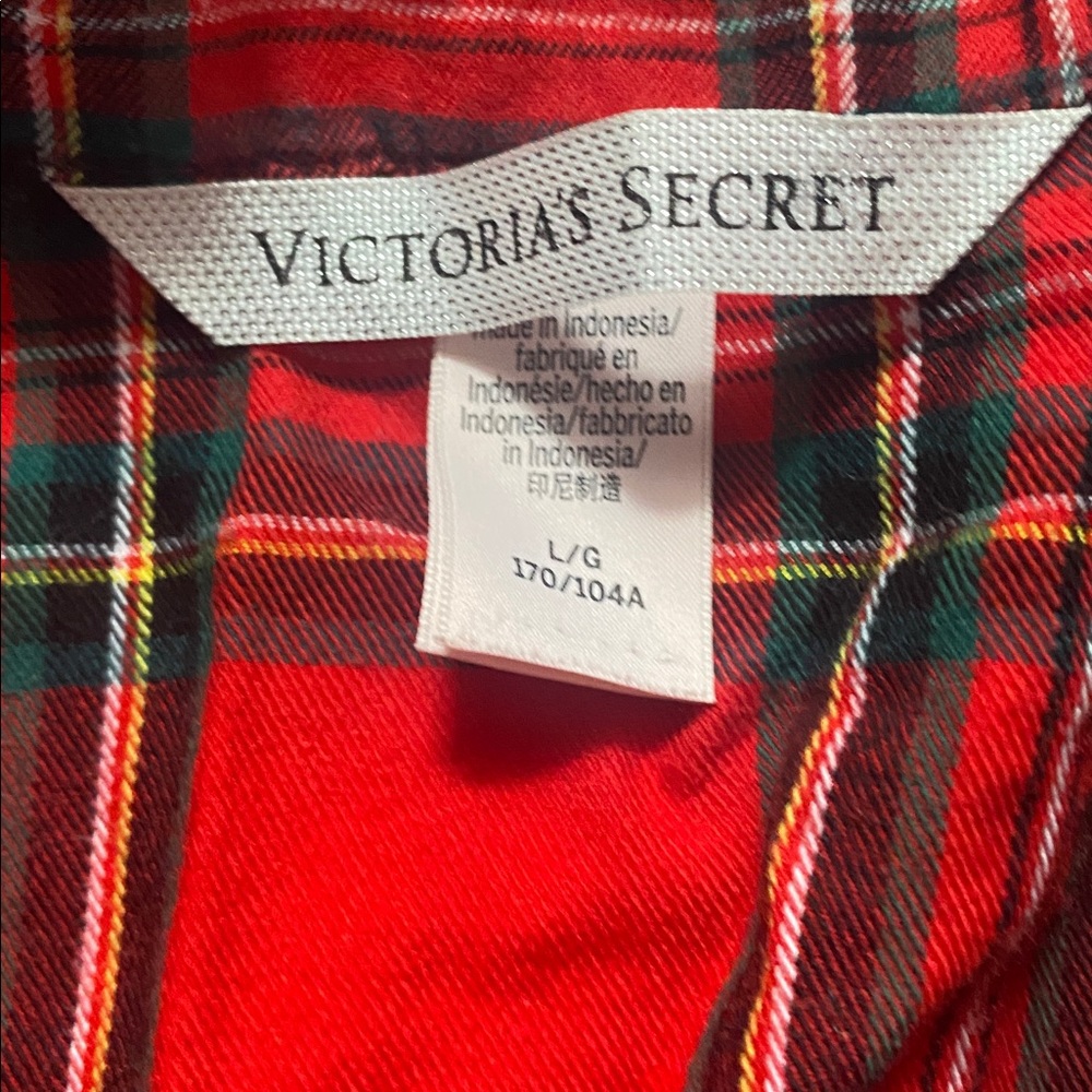 Victoria's Secret Plaid Pajama Top - Picture 3 of 3